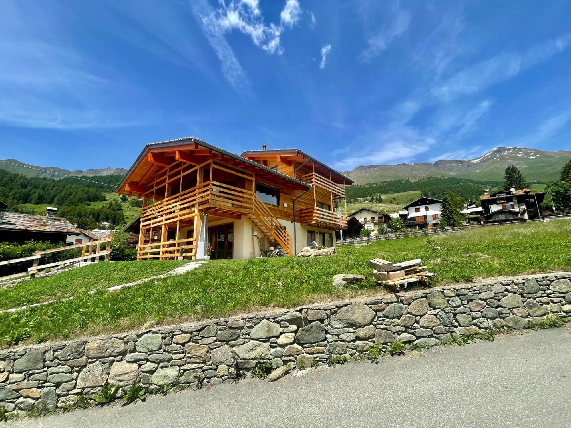 B&B Eco Chalet Merlet Champoluc Exterior photo